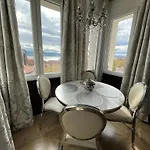Royal 3*