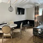 Royal Hotel