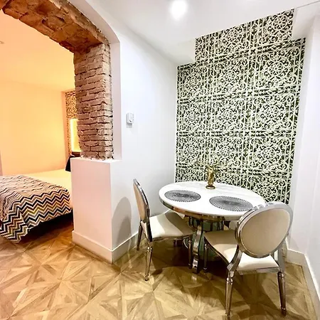 Royal Hotel 3*